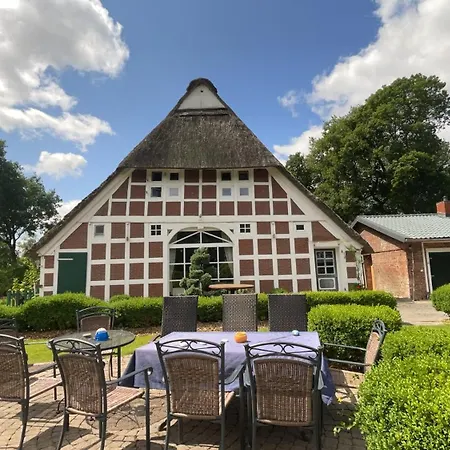 Prázdninový dům Altes Oste, Pool, & Meer, Gezeitenwandel, Haus Mit 3 & Kamin Hemmoor